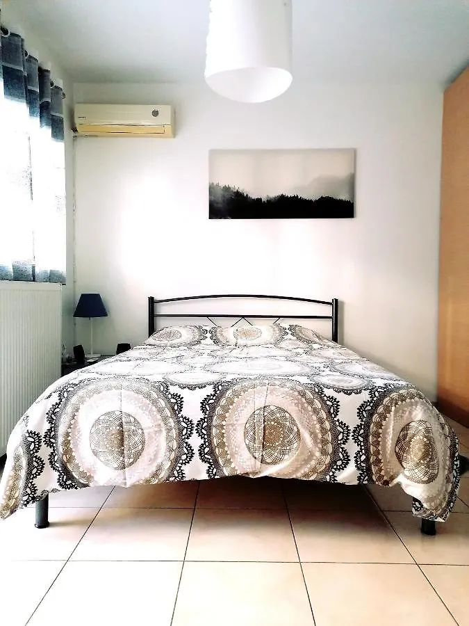 Cosy Studios 3 Close To The City Center Thessaloniki Apartment